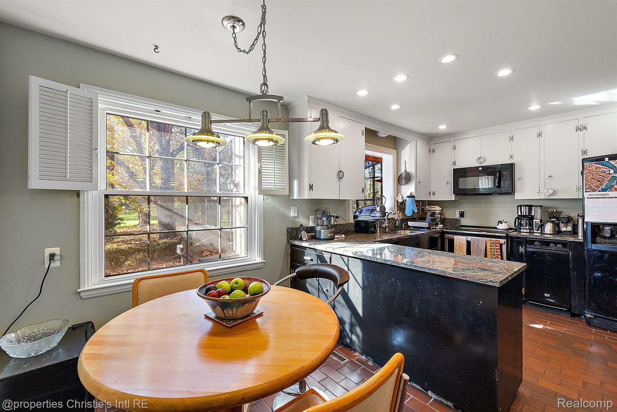 7400 JACKSON PARK Drive