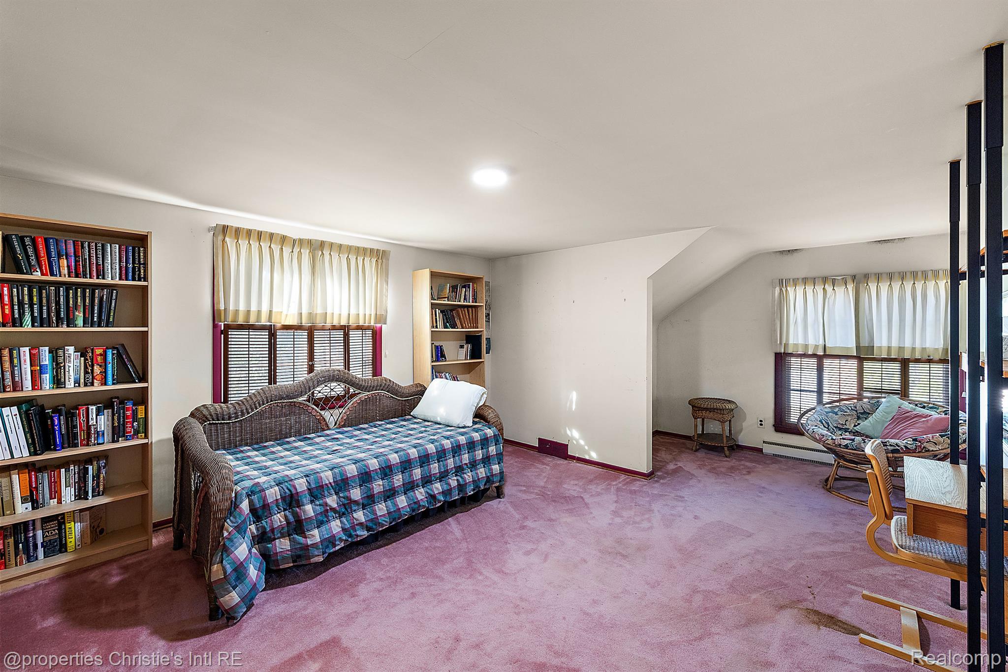 7400 JACKSON PARK Drive