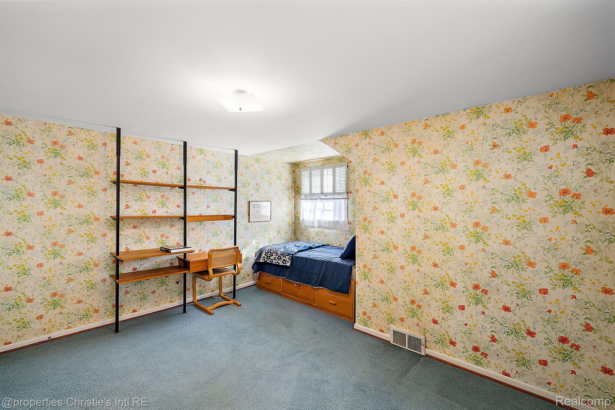 7400 JACKSON PARK Drive