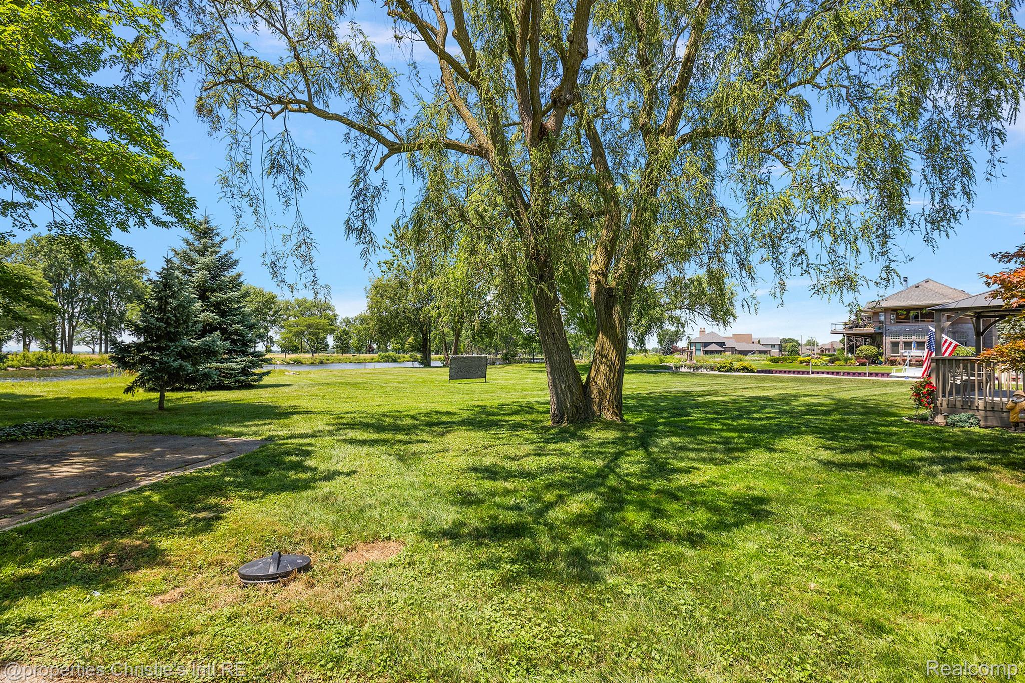 37337 LAKESHORE Drive