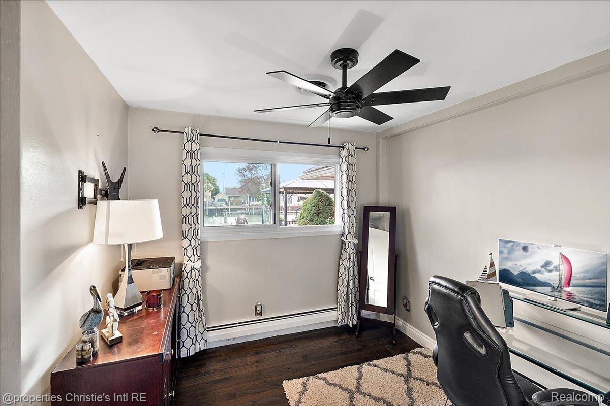 39470 Venetian Drive