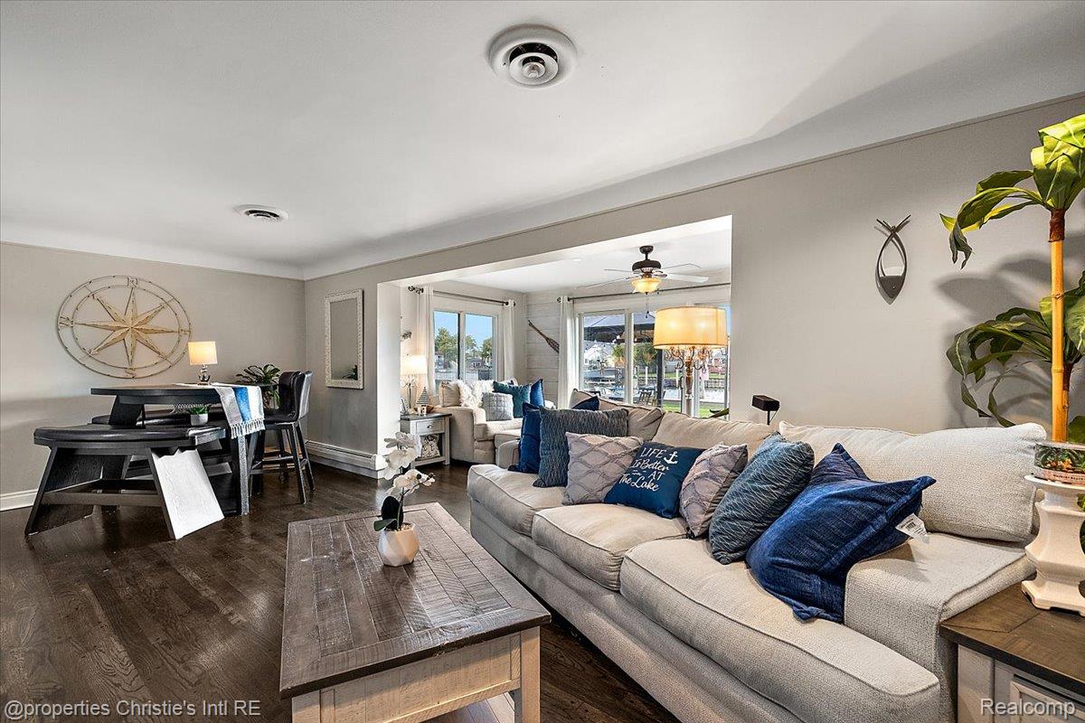 39470 Venetian Drive