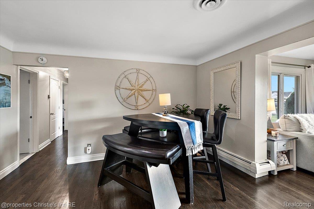 39470 Venetian Drive