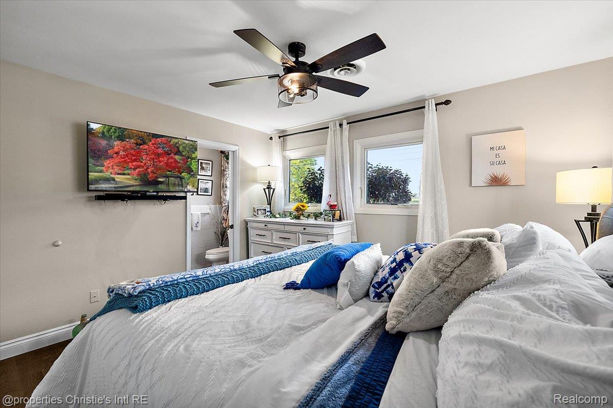 39470 Venetian Drive
