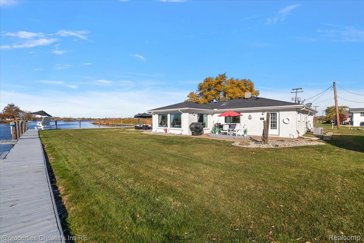 38695 Venetian Drive