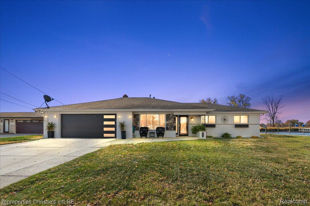 38695 Venetian Drive