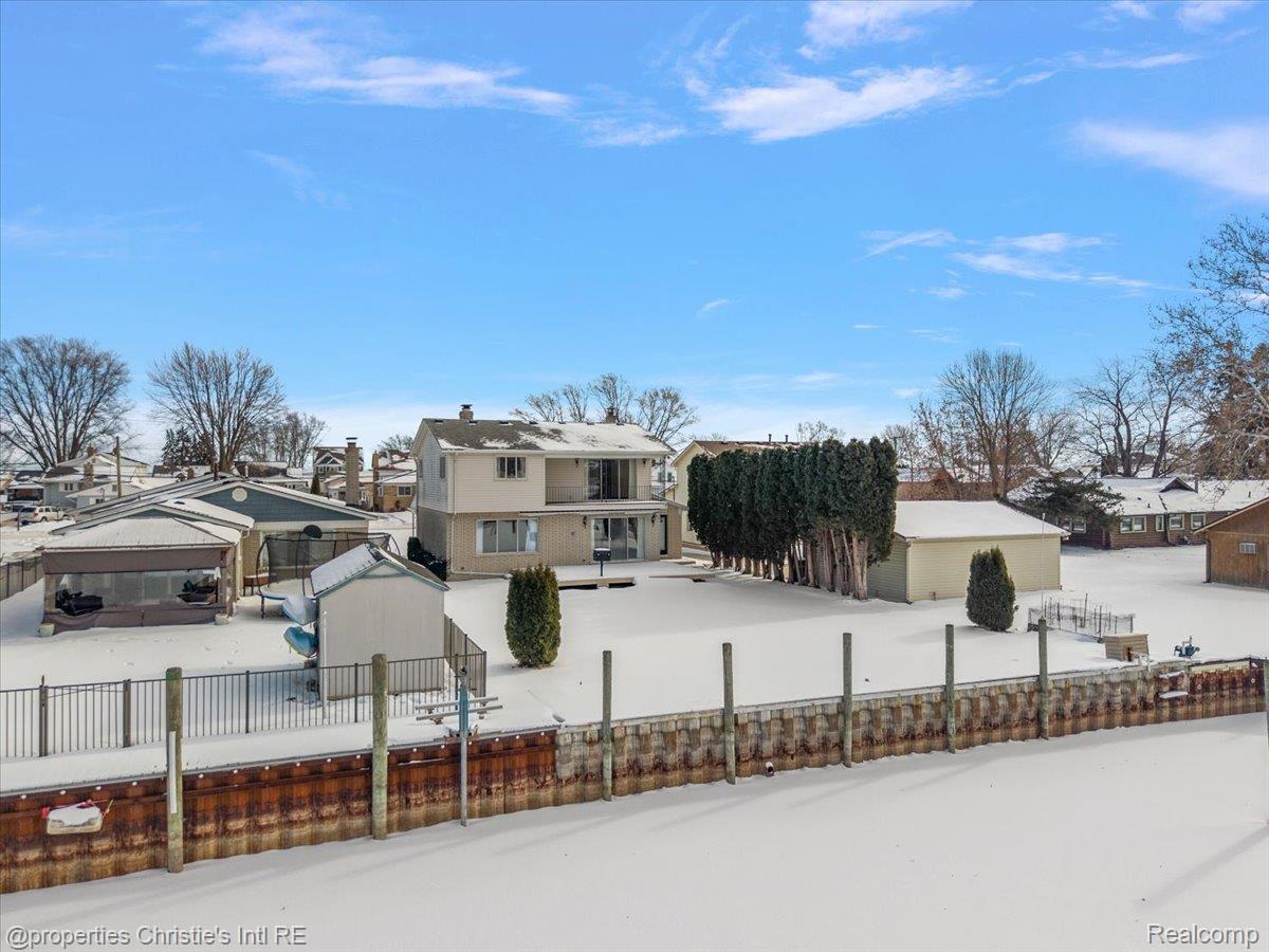 39375 E Archer Drive