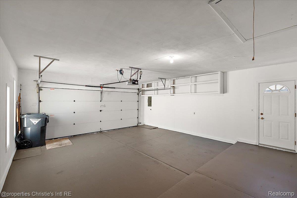 39375 E Archer Drive