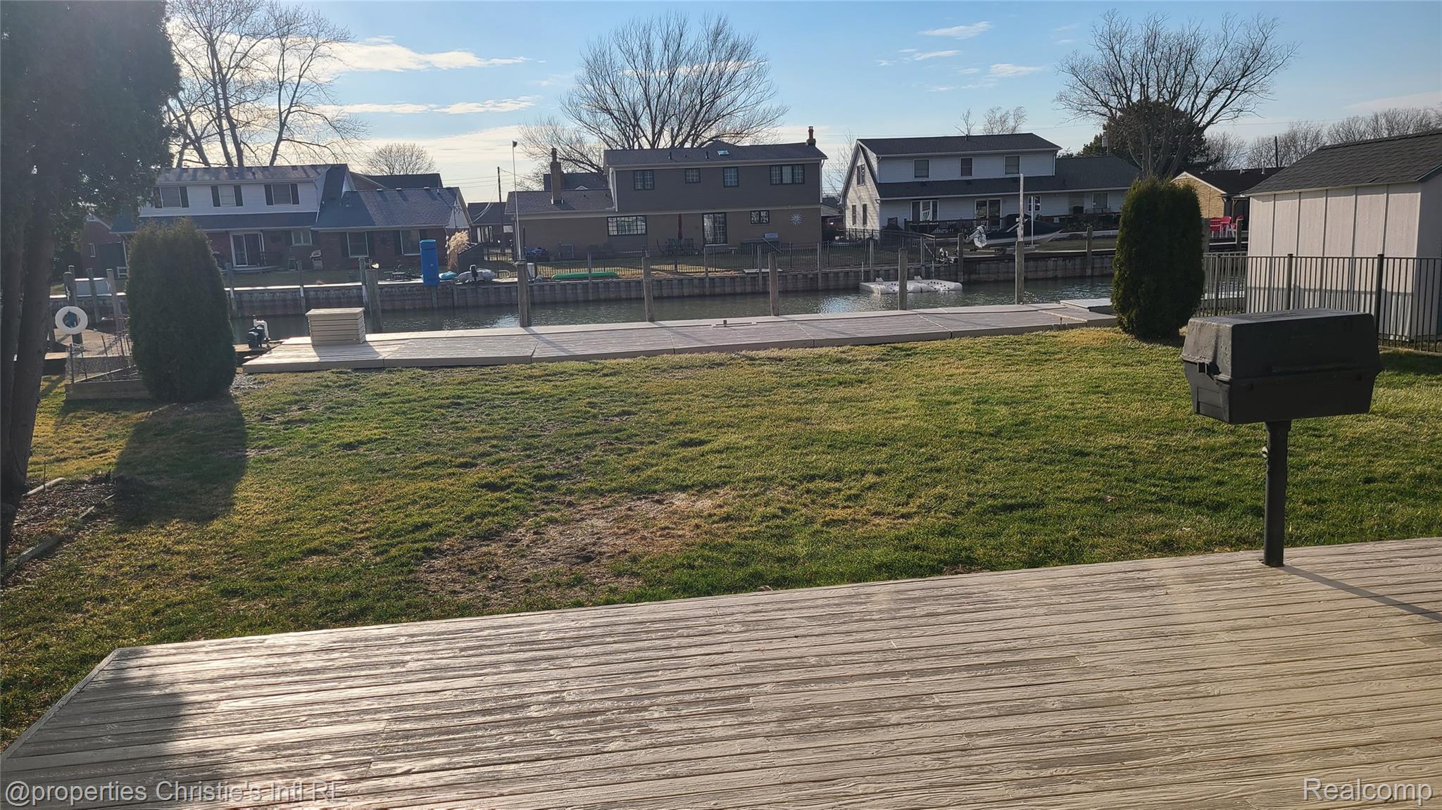 39375 E Archer Drive