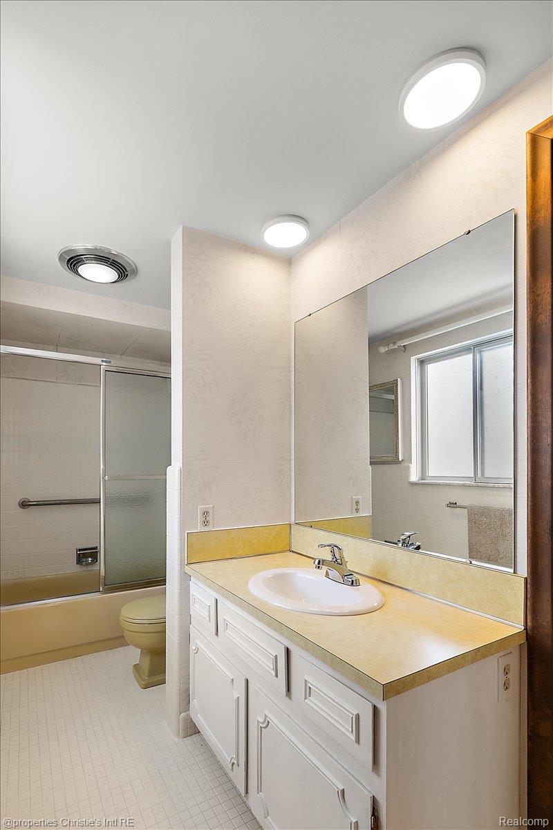 39375 E Archer Drive