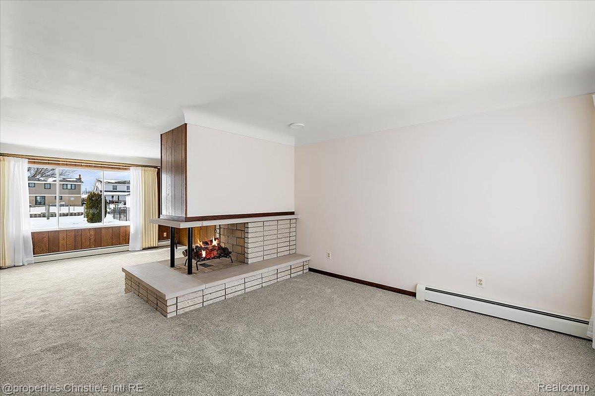 39375 E Archer Drive