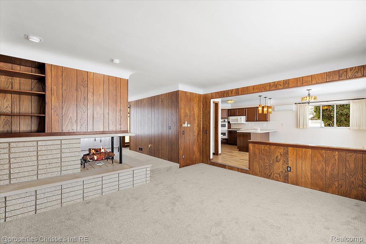 39375 E Archer Drive