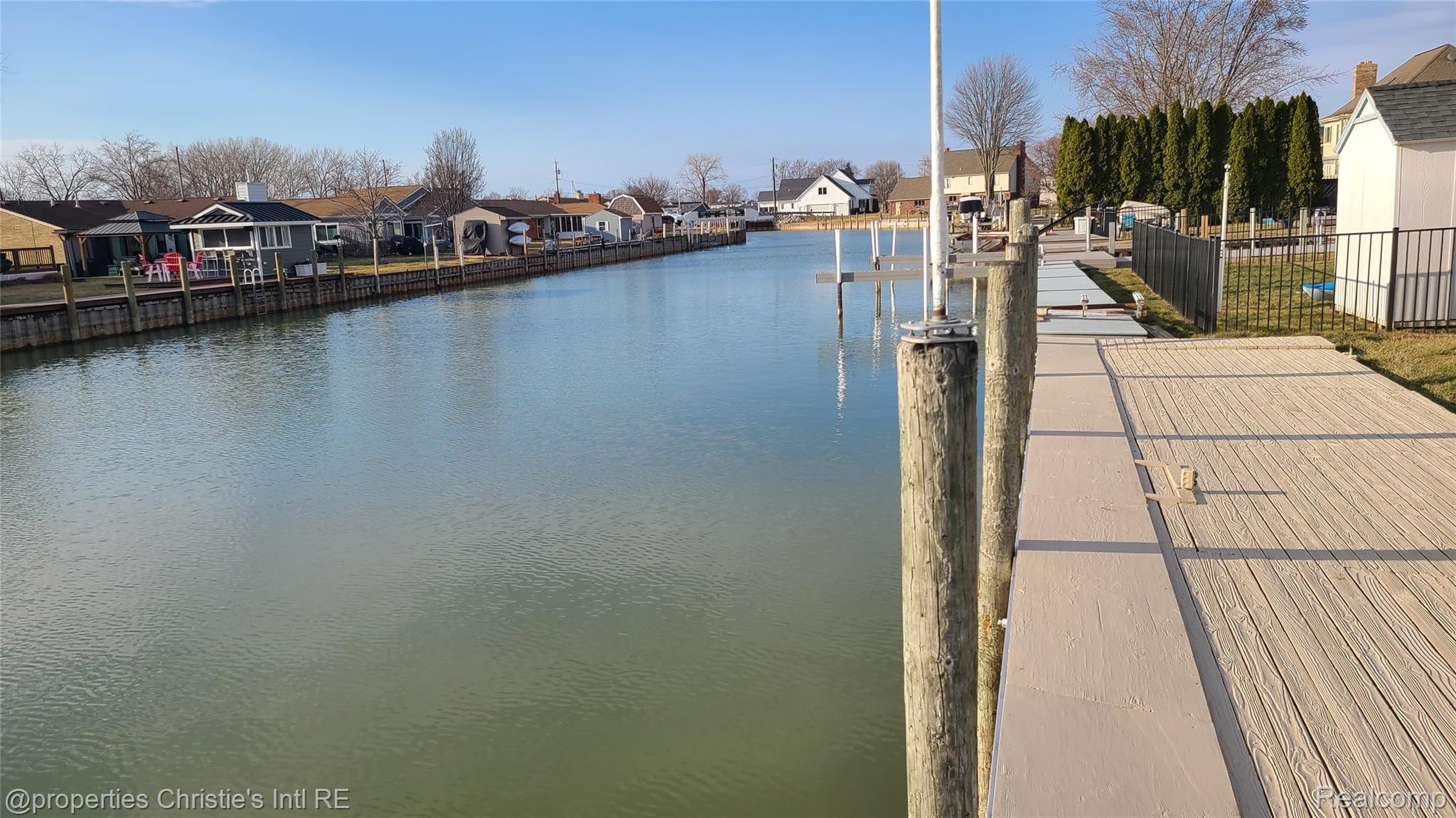 39375 E Archer Drive