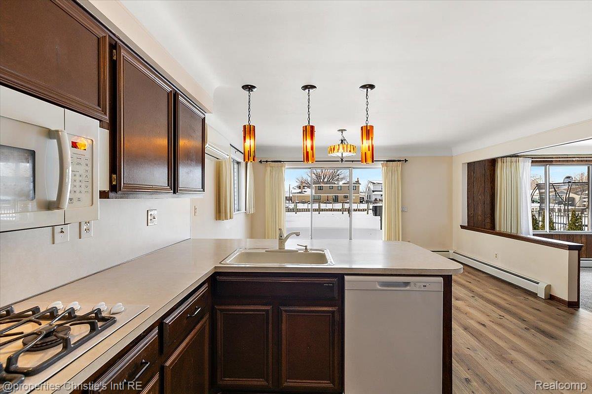 39375 E Archer Drive