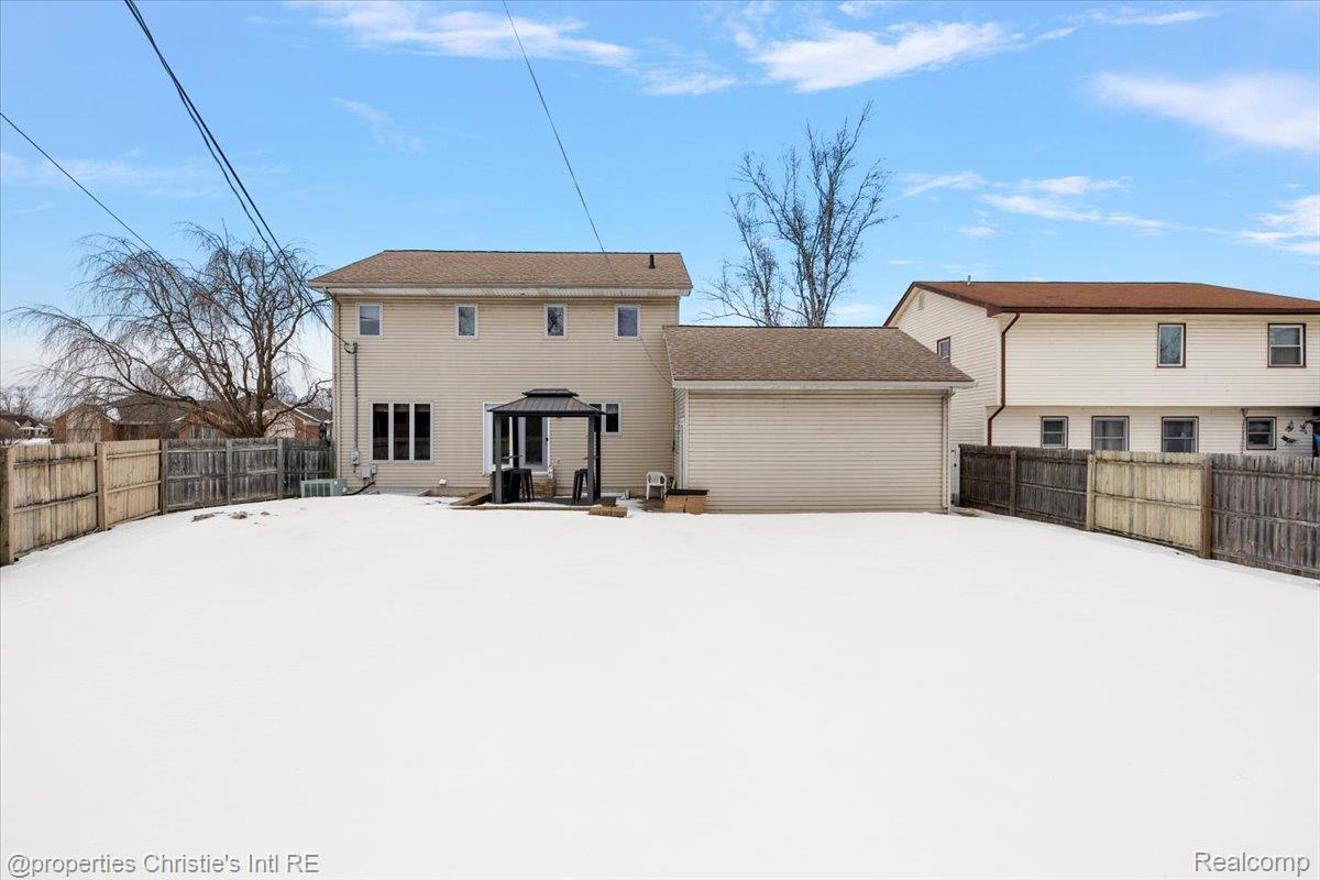 15850 Edsel Drive