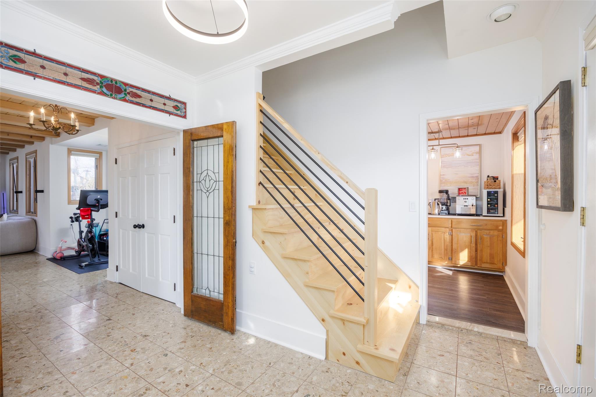 39401 Lakeshore Drive