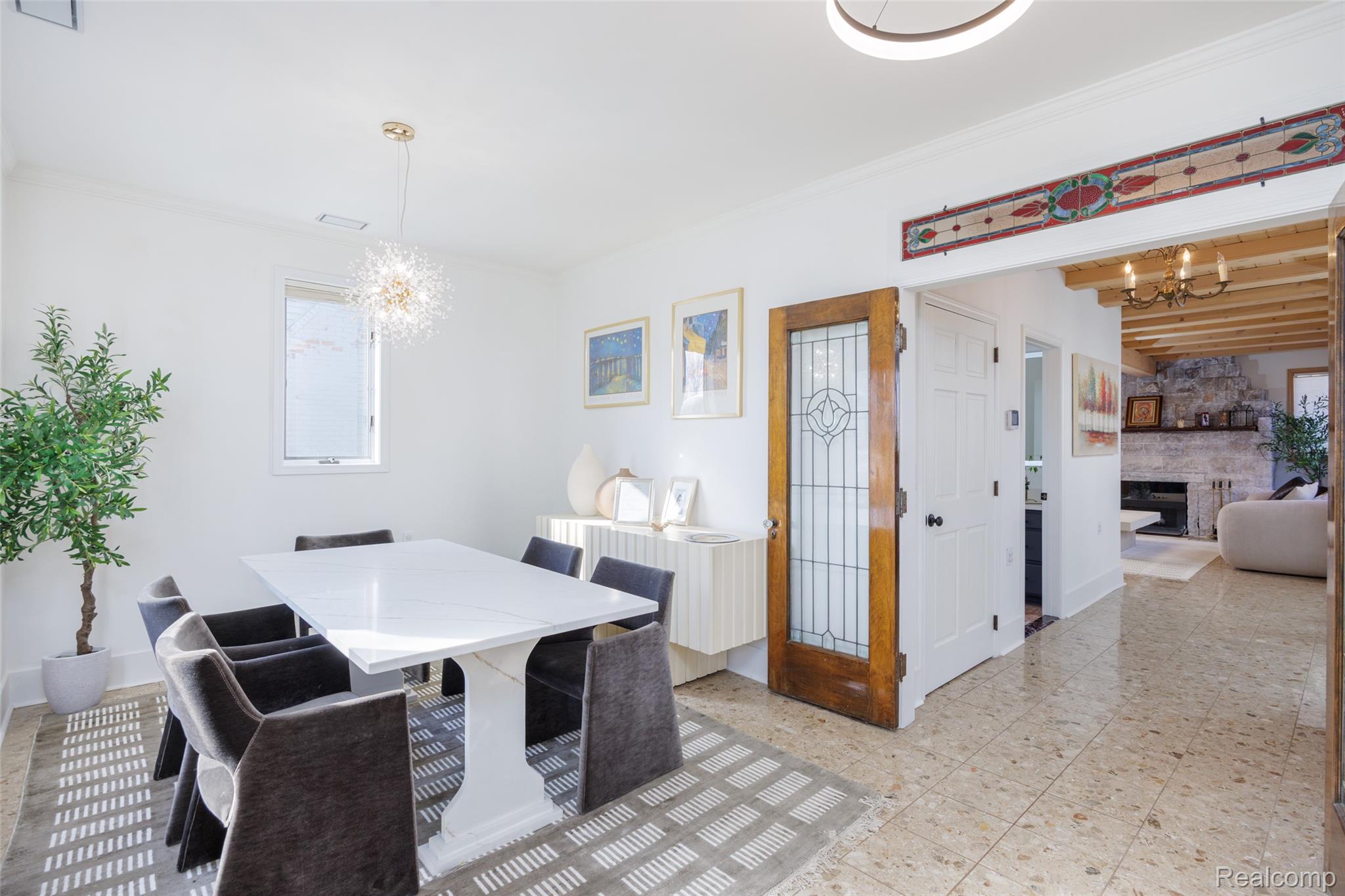 39401 Lakeshore Drive