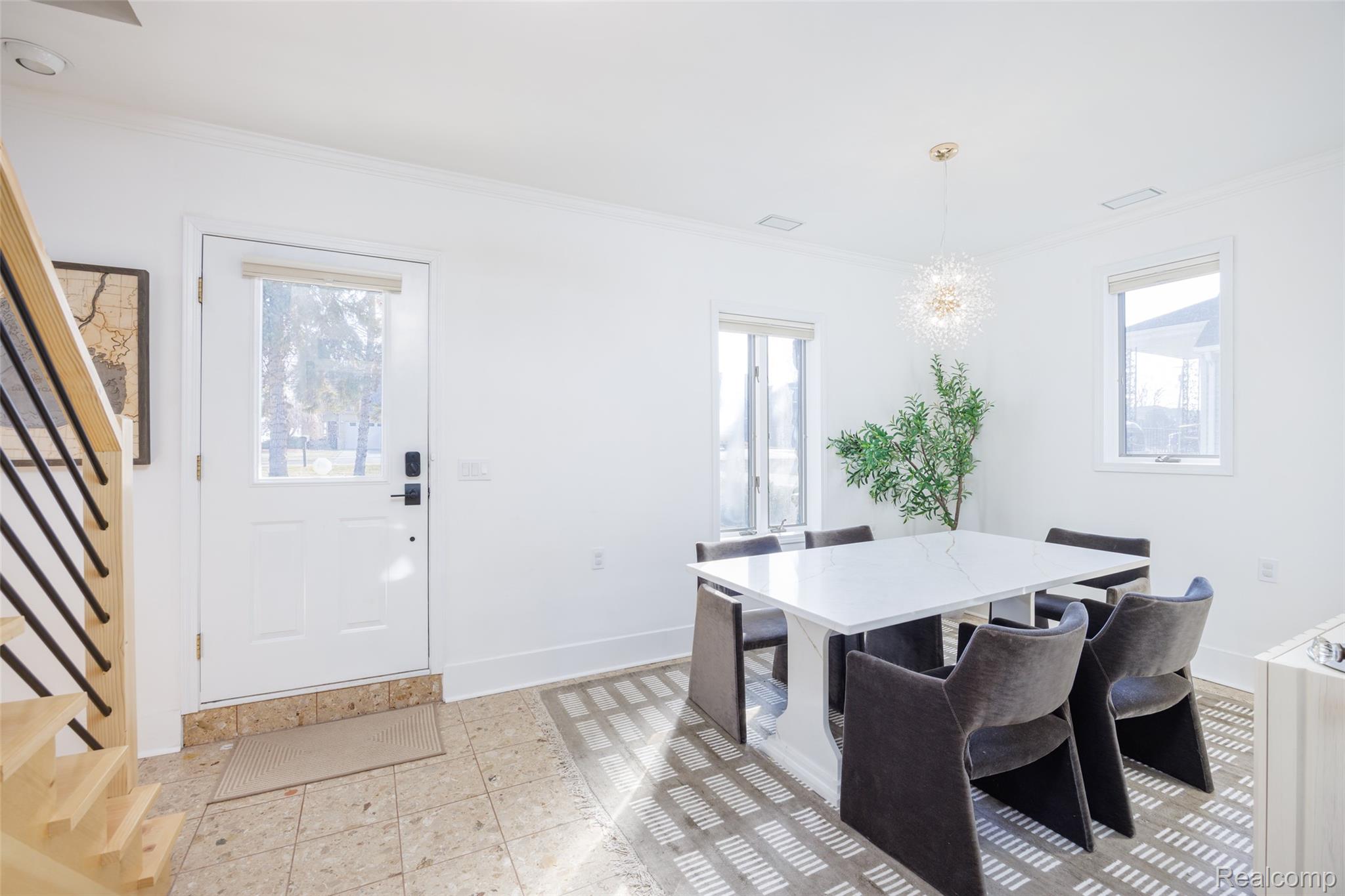 39401 Lakeshore Drive