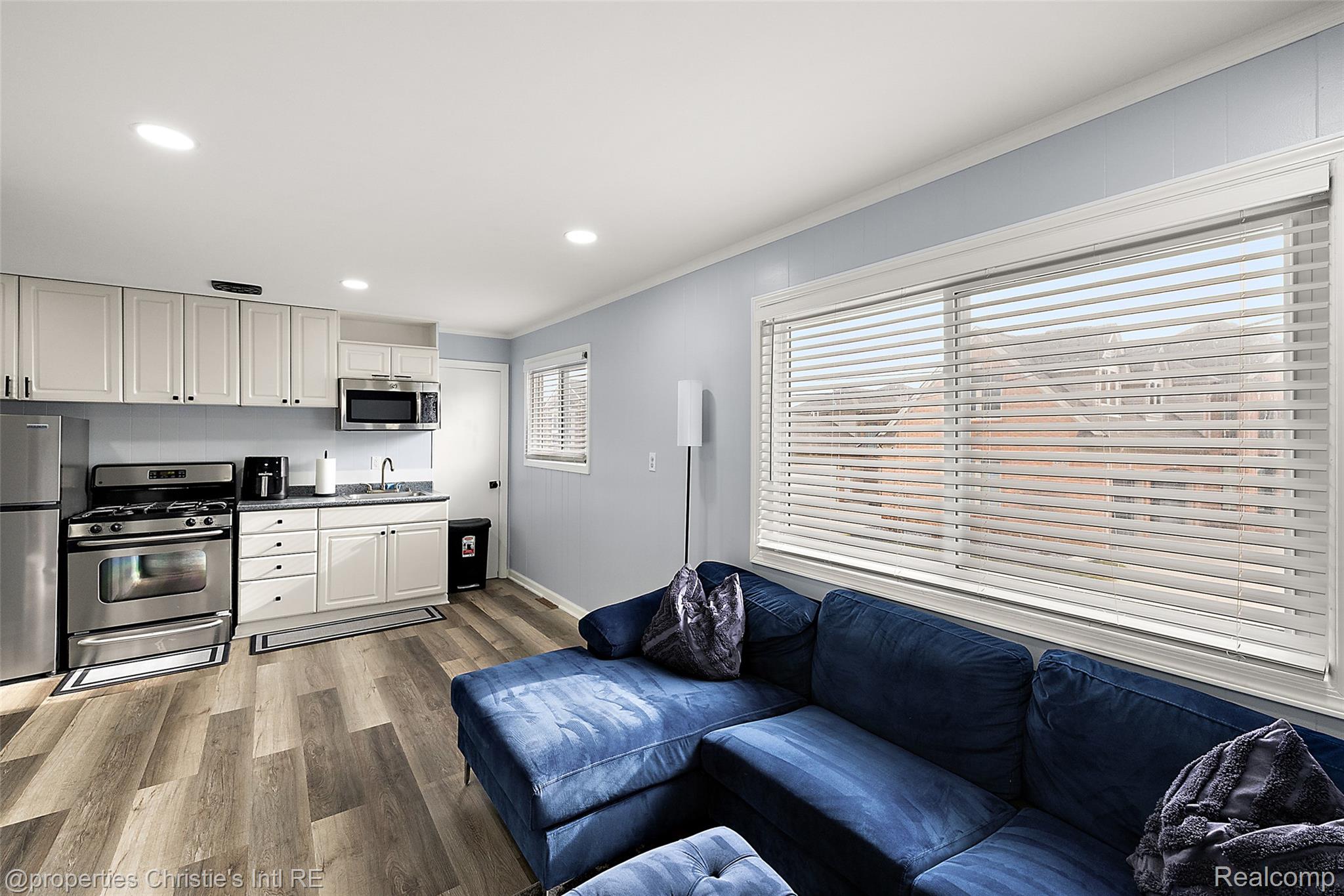 45890 Private Shore Drive