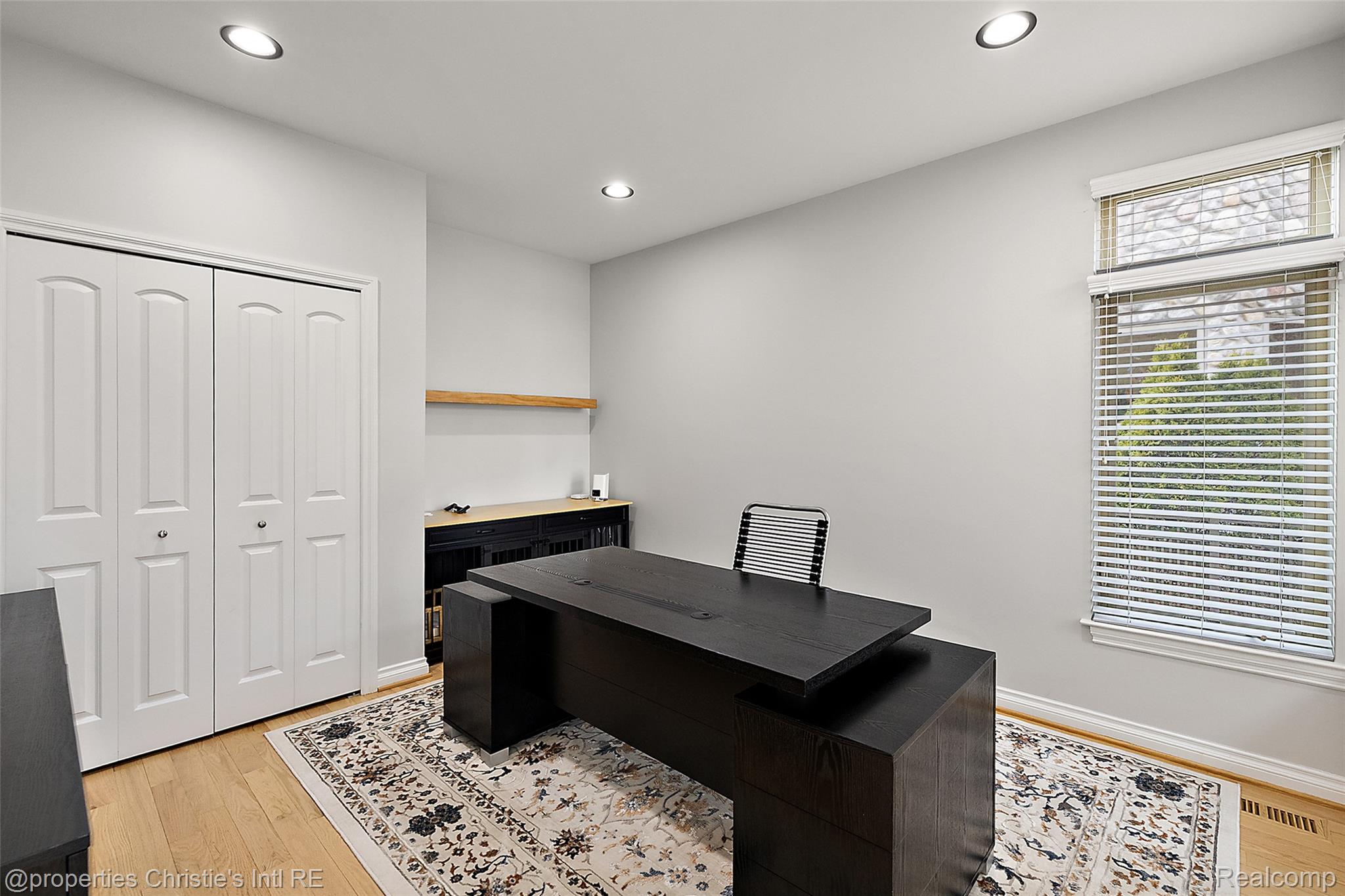 45890 Private Shore Drive