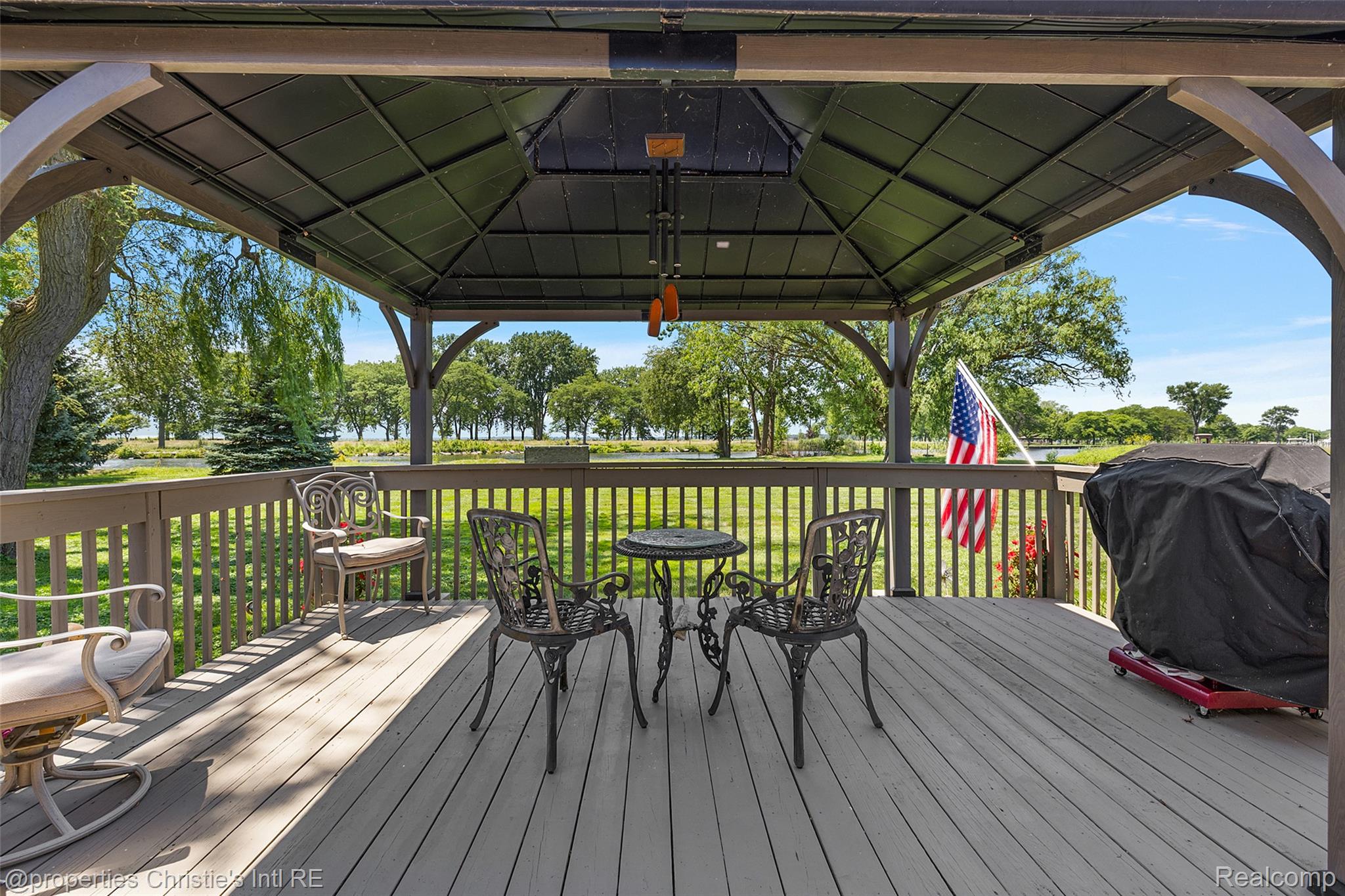 37337 LAKESHORE Drive