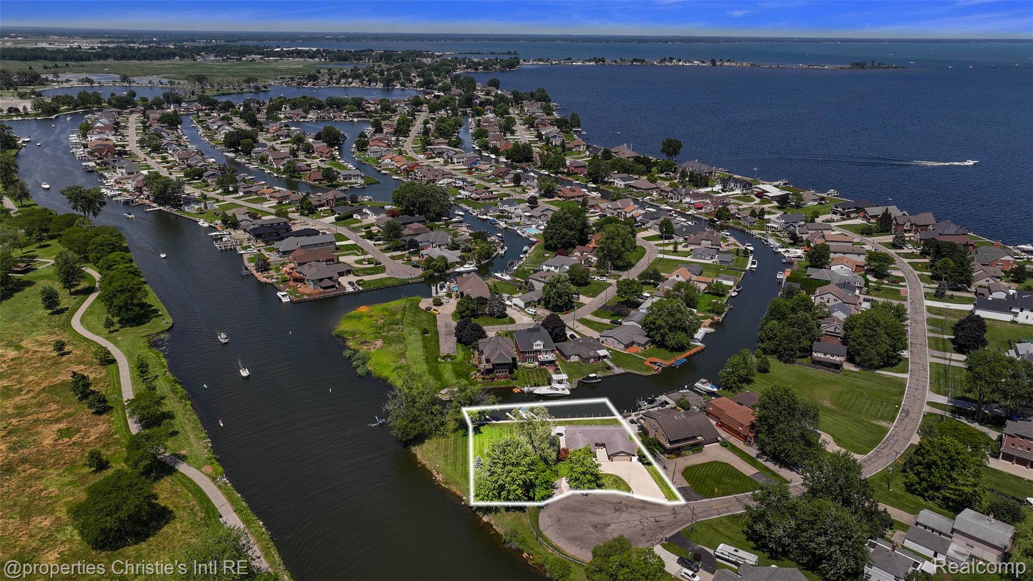 37337 LAKESHORE Drive