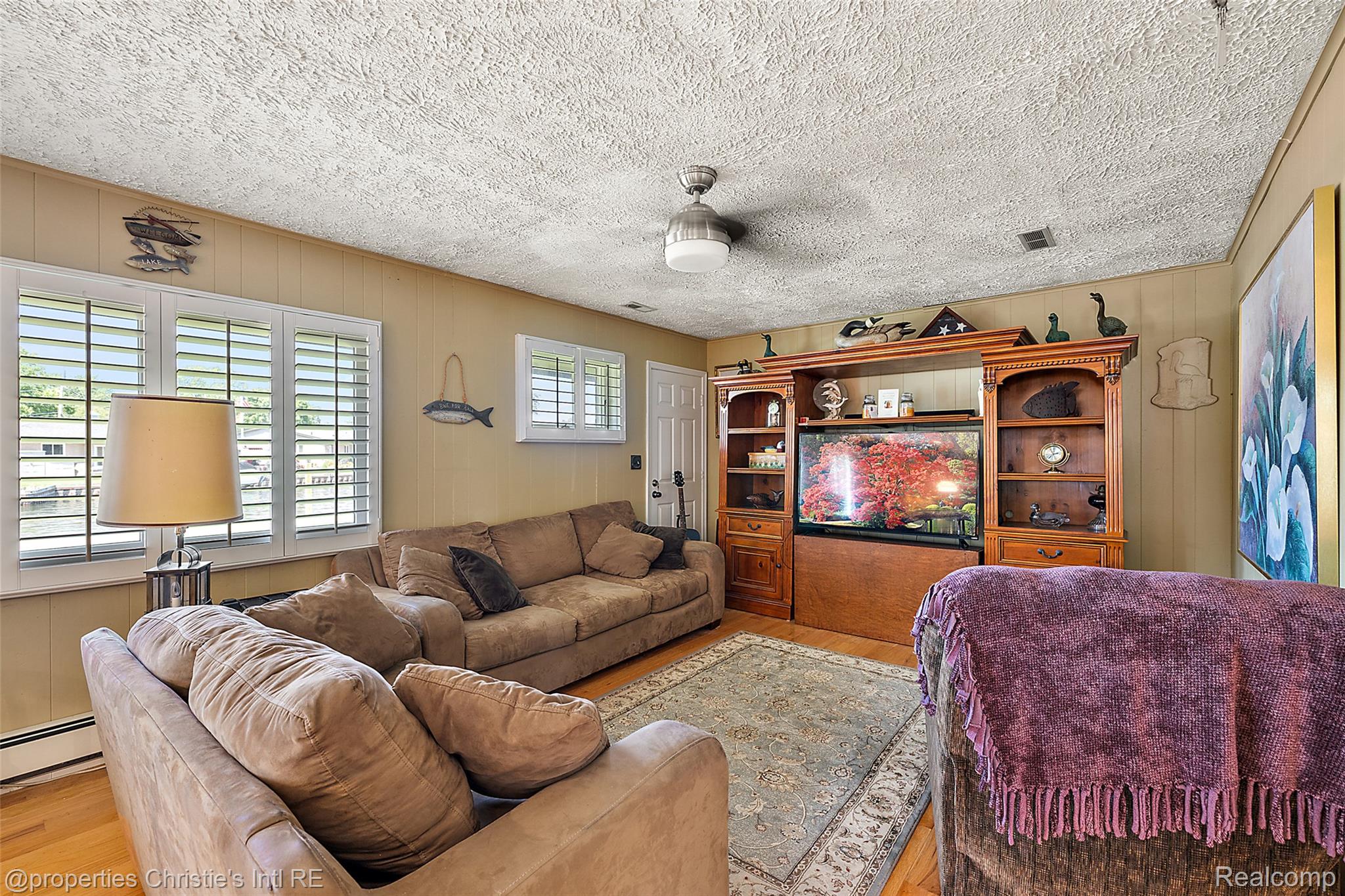 37337 LAKESHORE Drive