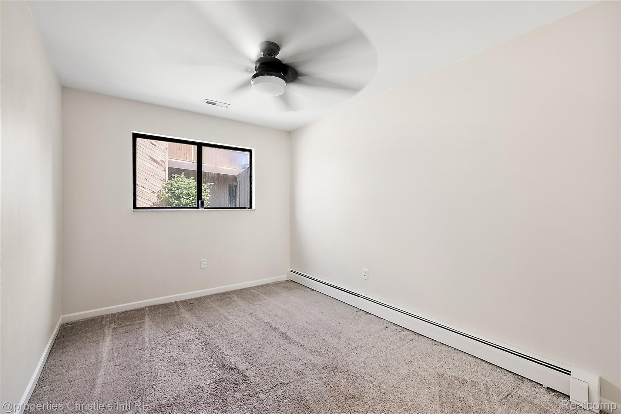 37337 LAKESHORE Drive