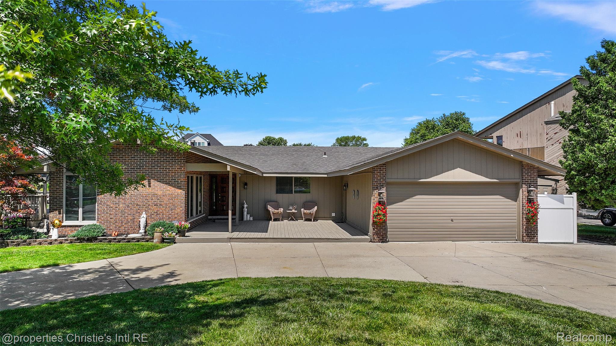 37337 LAKESHORE Drive