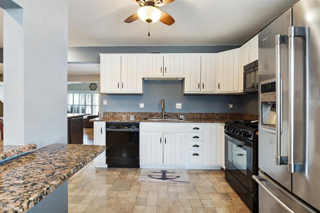 38238 Huron Pointe Drive