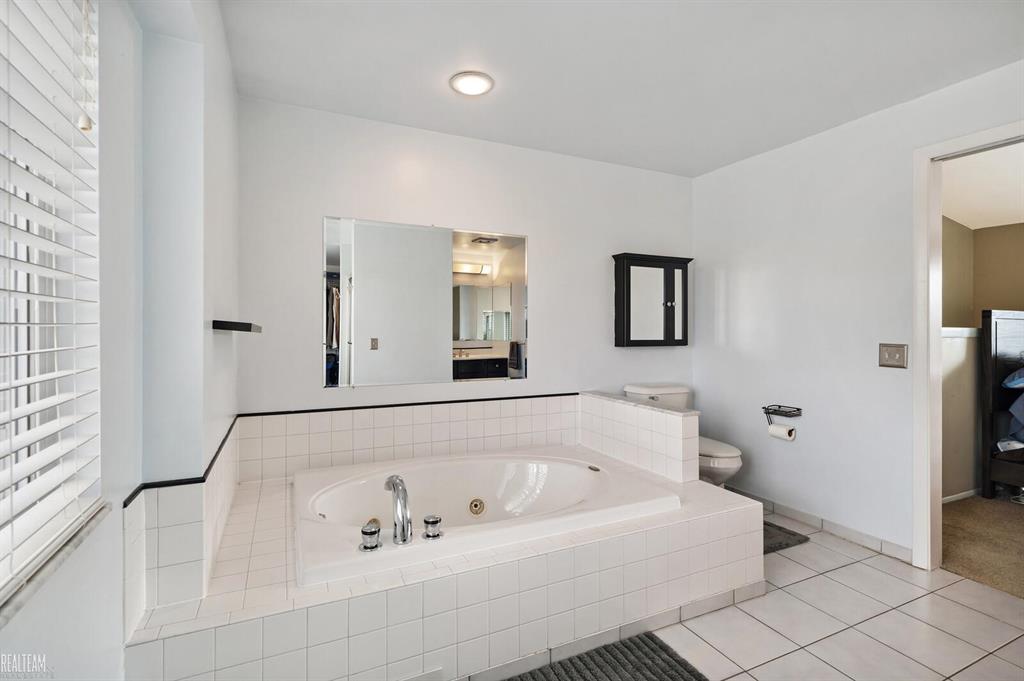 38238 Huron Pointe Drive