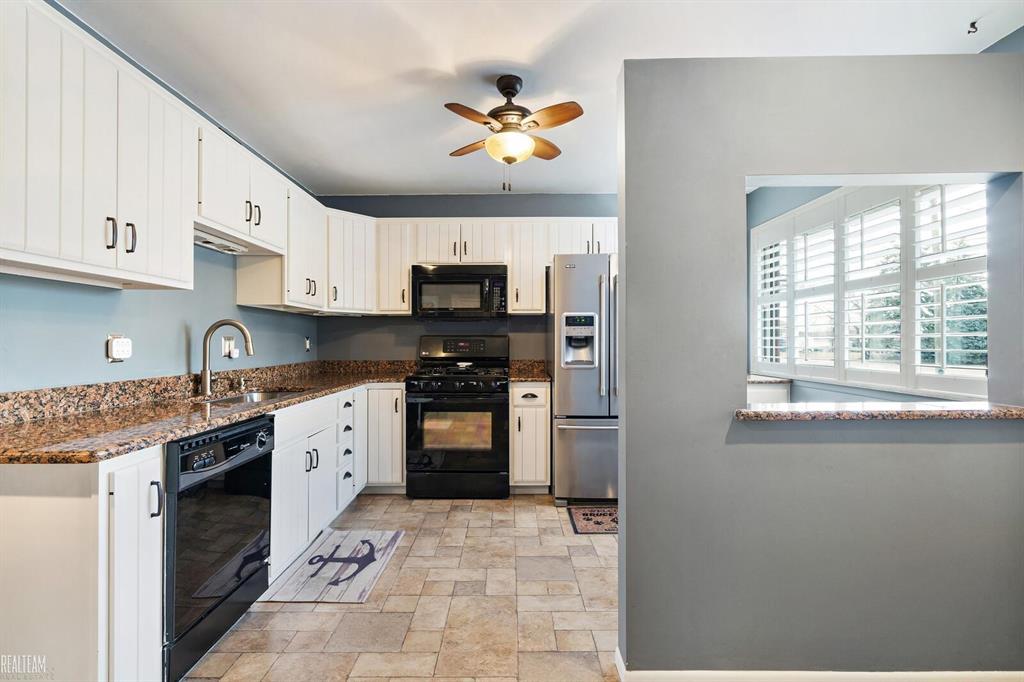 38238 Huron Pointe Drive