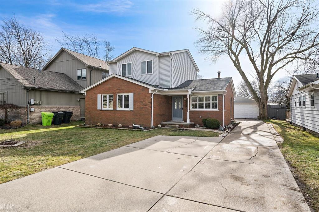 38238 Huron Pointe Drive