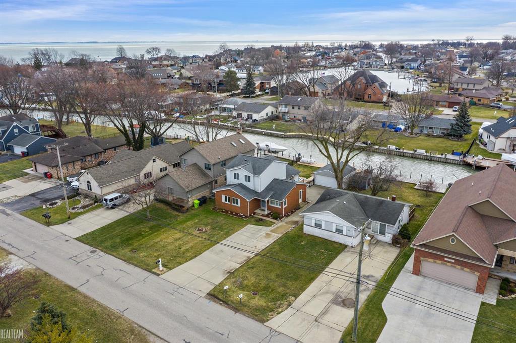 38238 Huron Pointe Drive