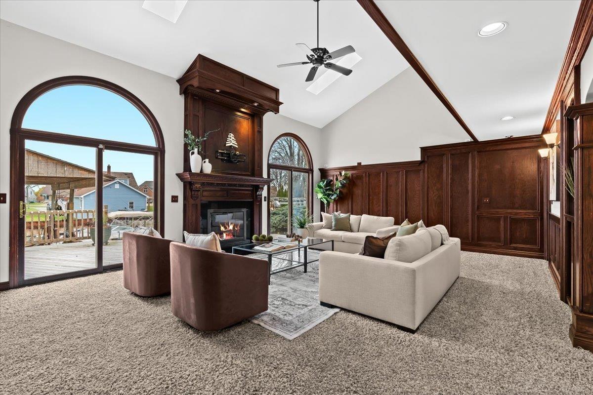 38883 Lakeshore Drive
