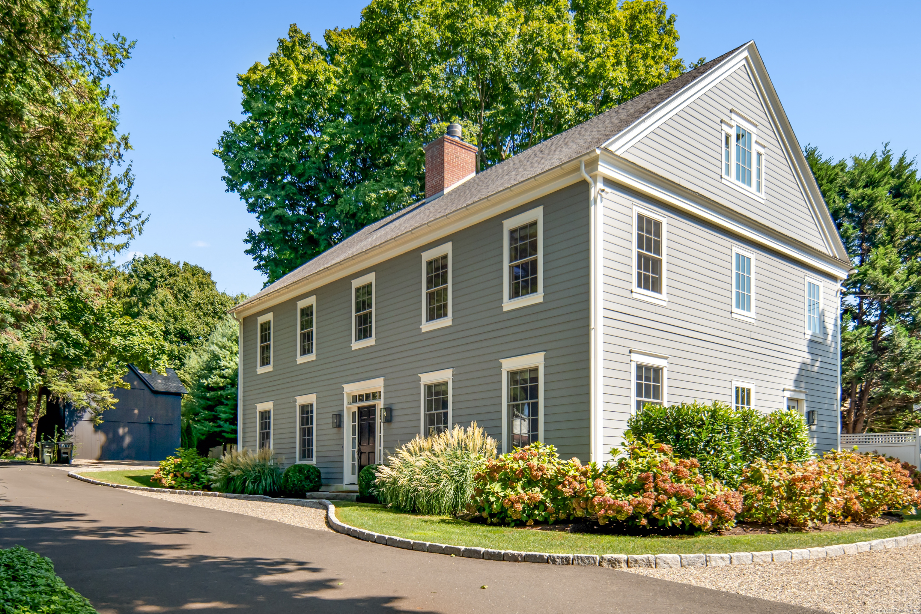 102 Mansfield Avenue
