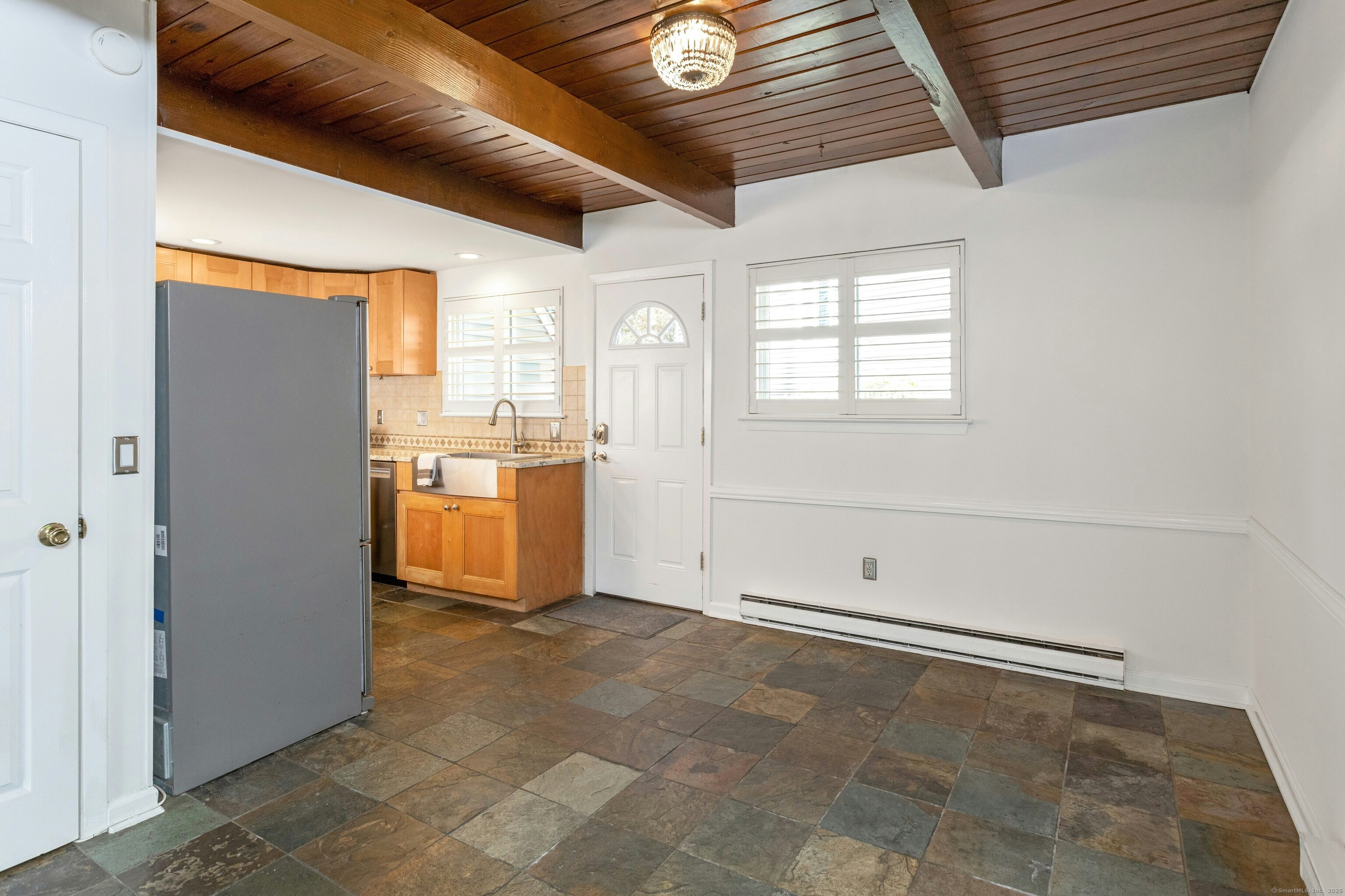 421 Glenbrook Road APT 8