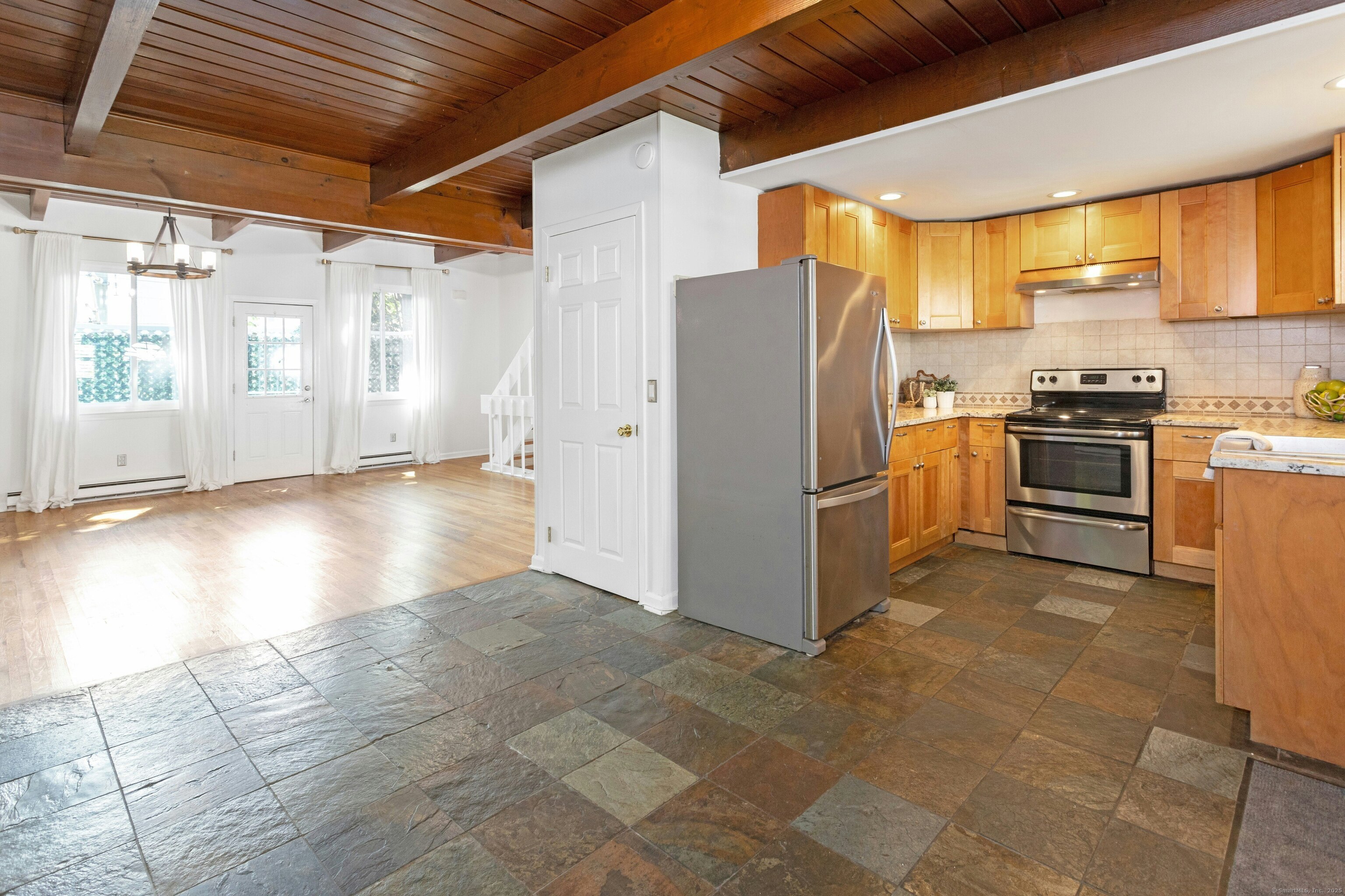 421 Glenbrook Road APT 8