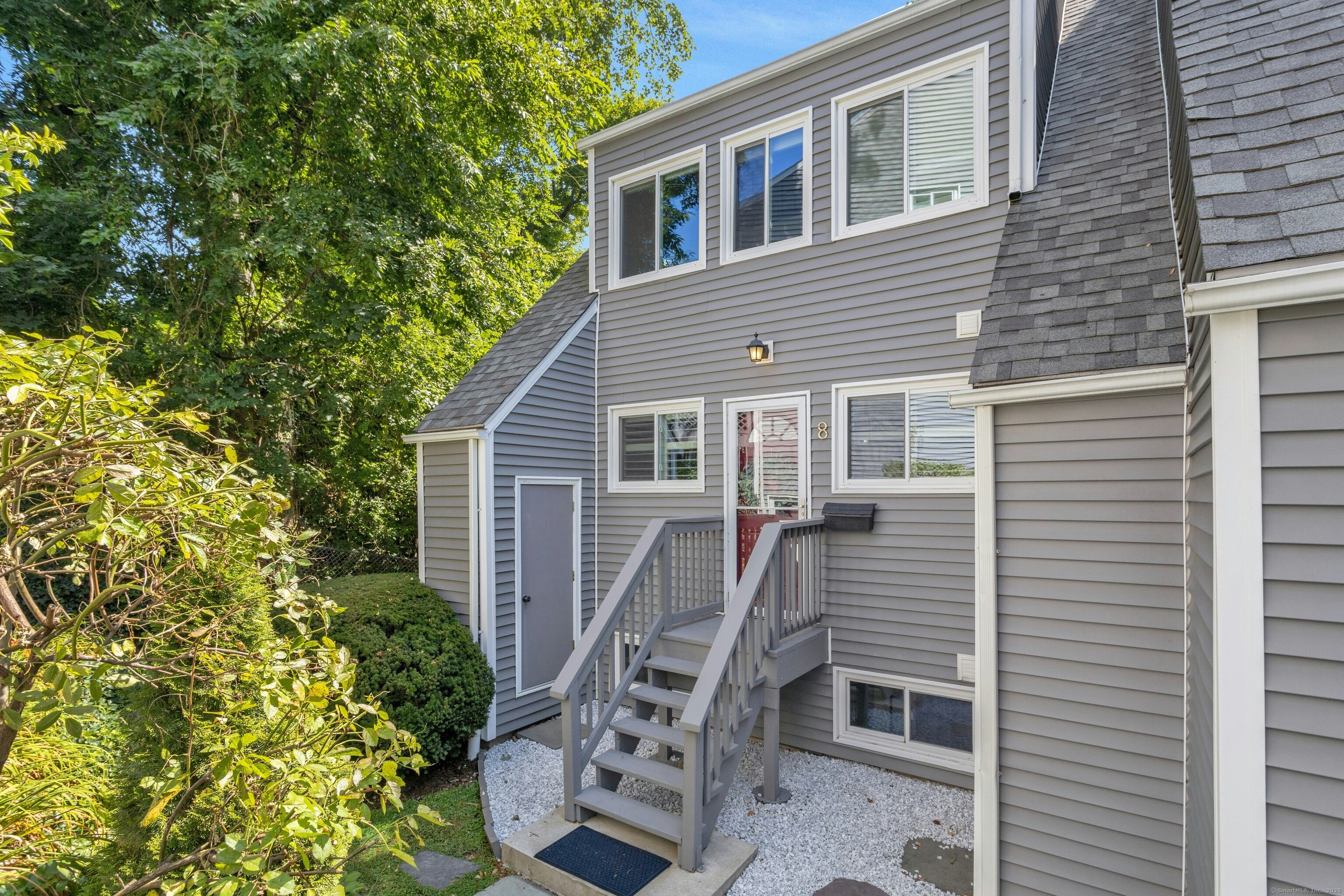 421 Glenbrook Road APT 8