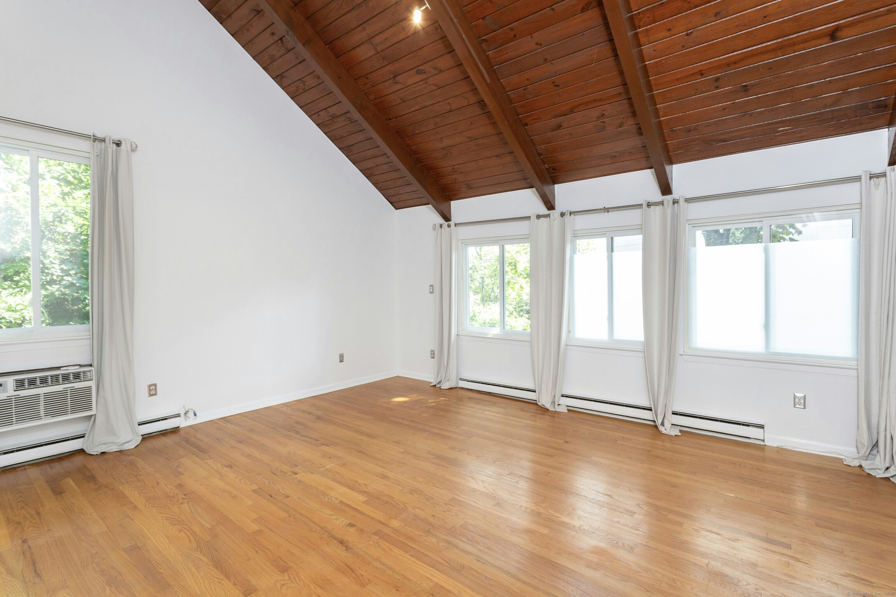 421 Glenbrook Road APT 8