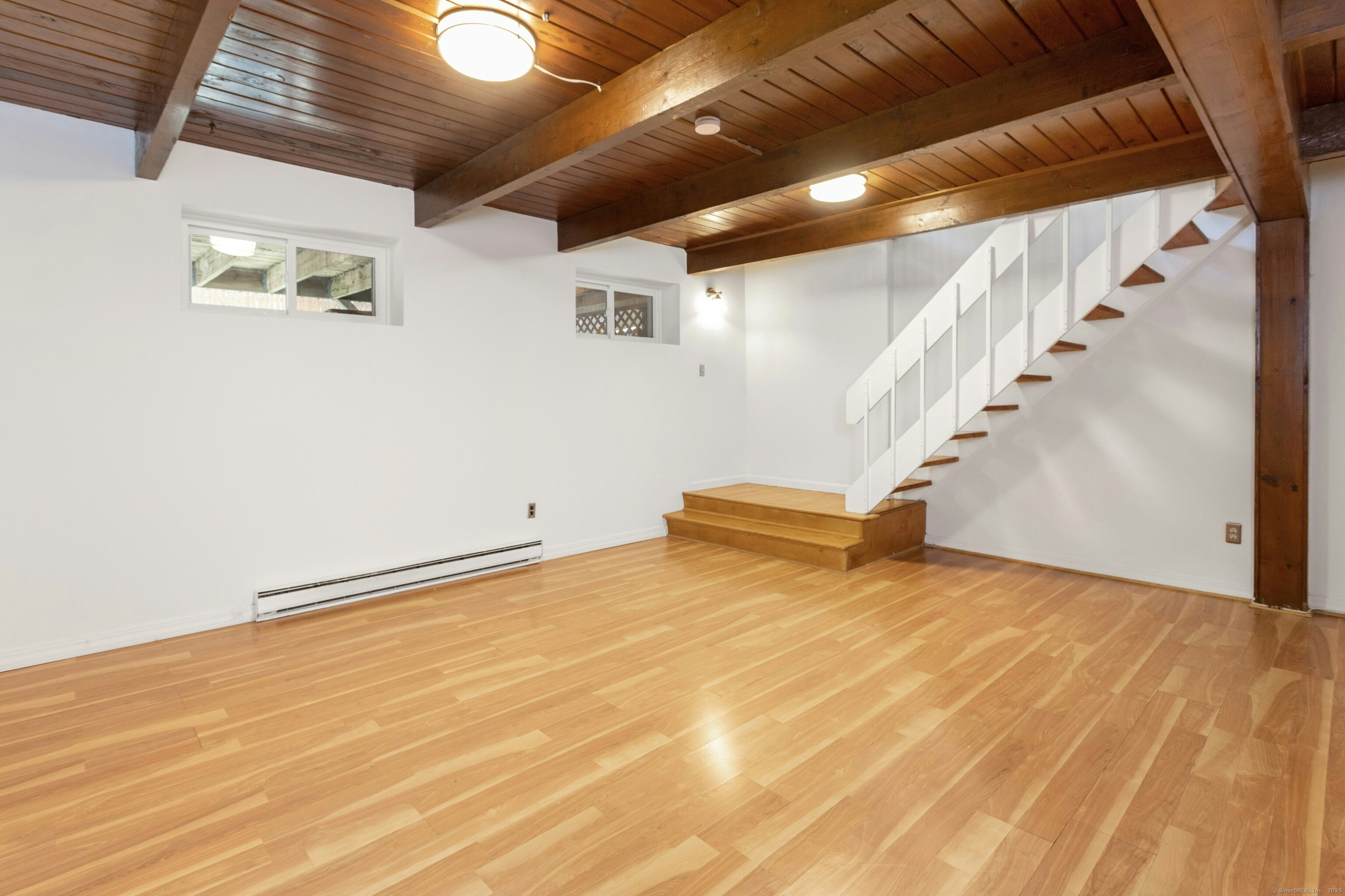 421 Glenbrook Road APT 8