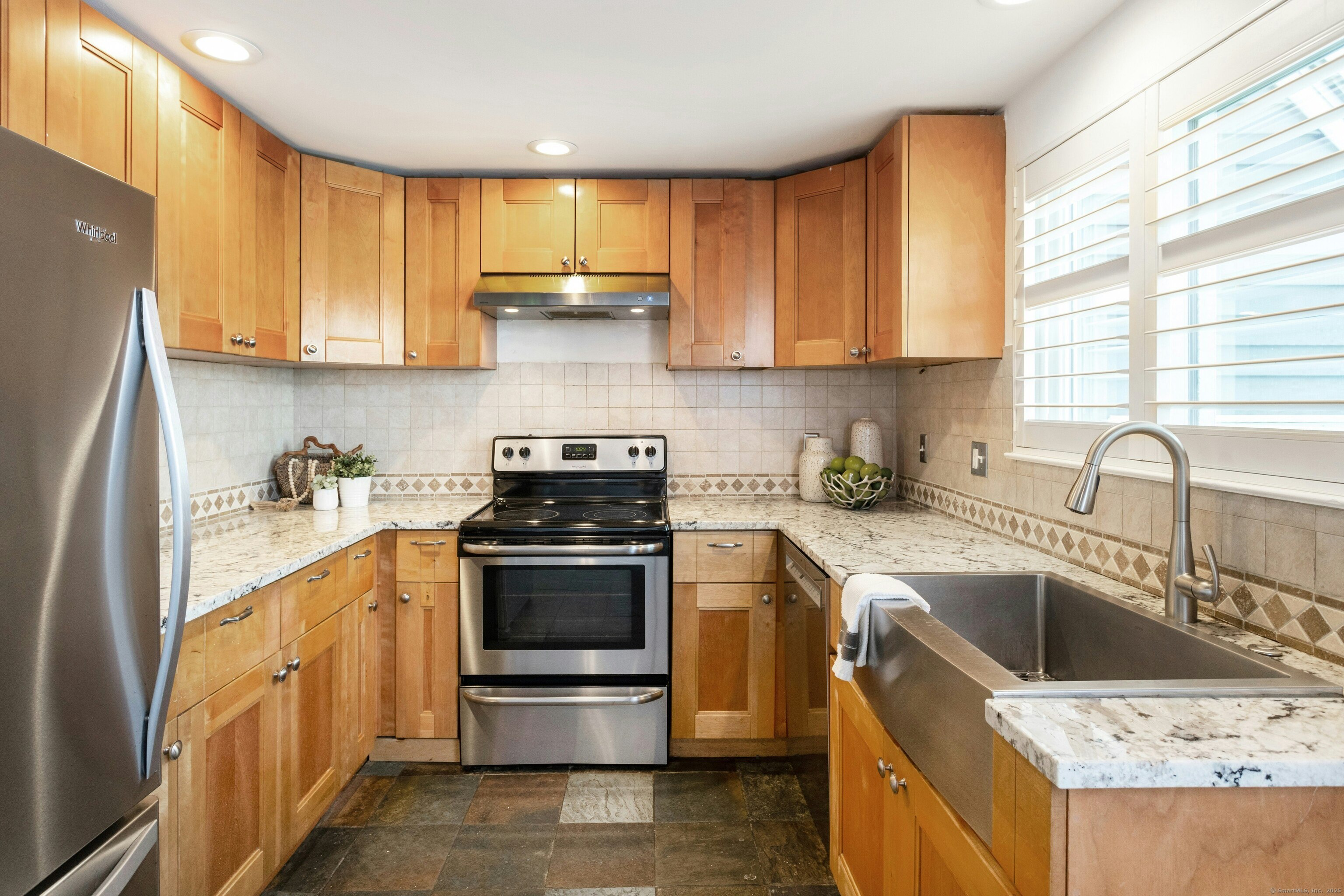 421 Glenbrook Road APT 8