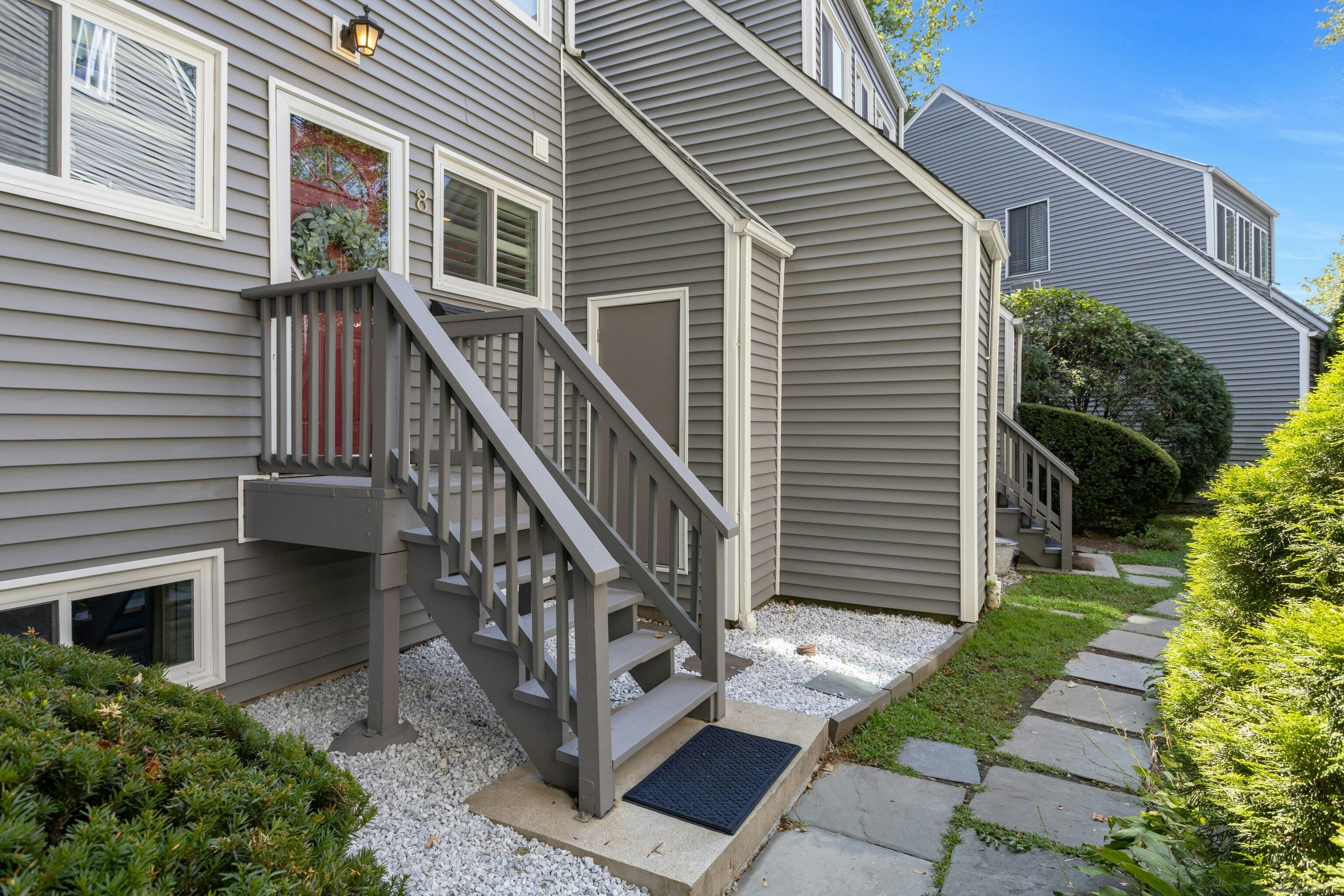 421 Glenbrook Road APT 8
