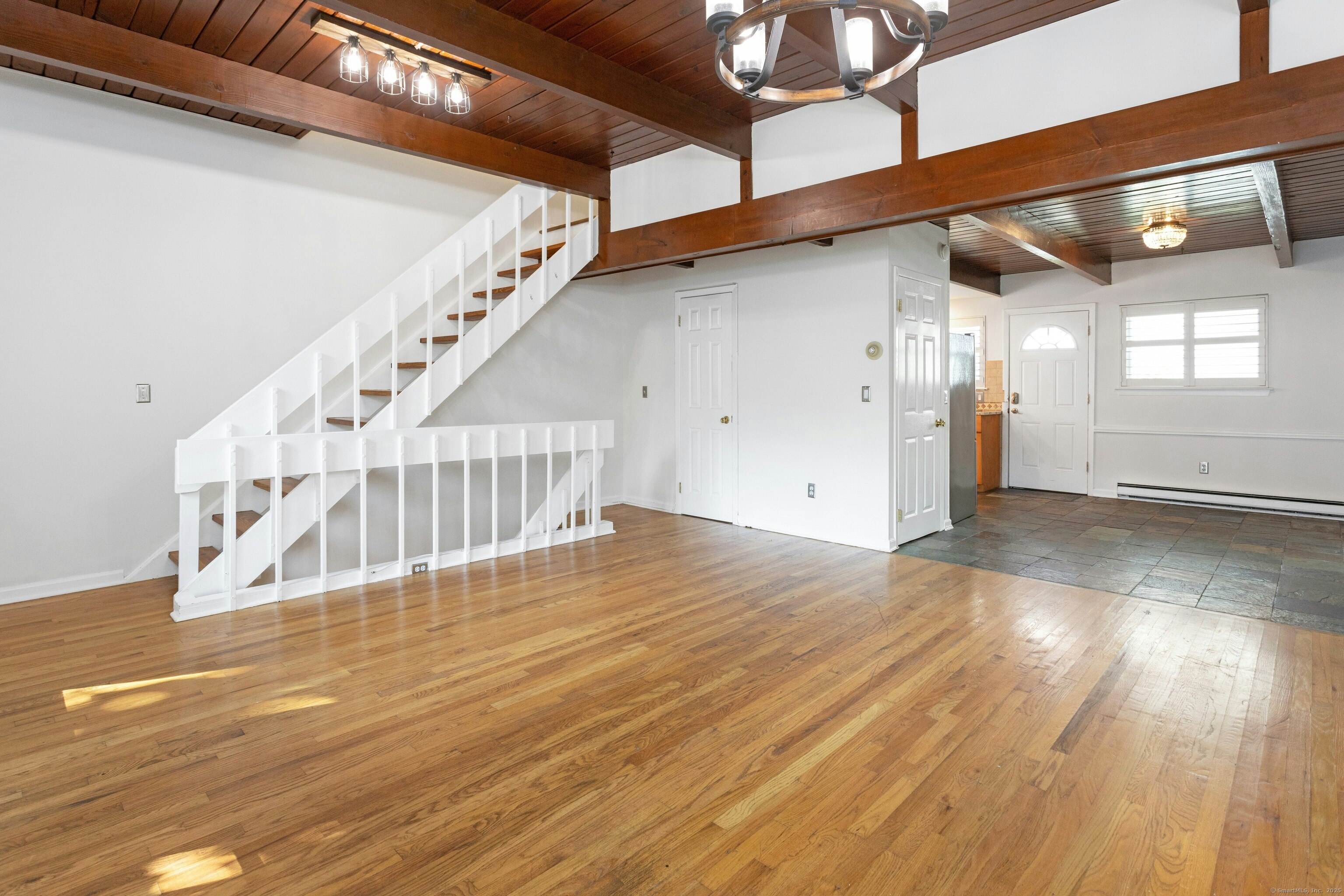 421 Glenbrook Road APT 8