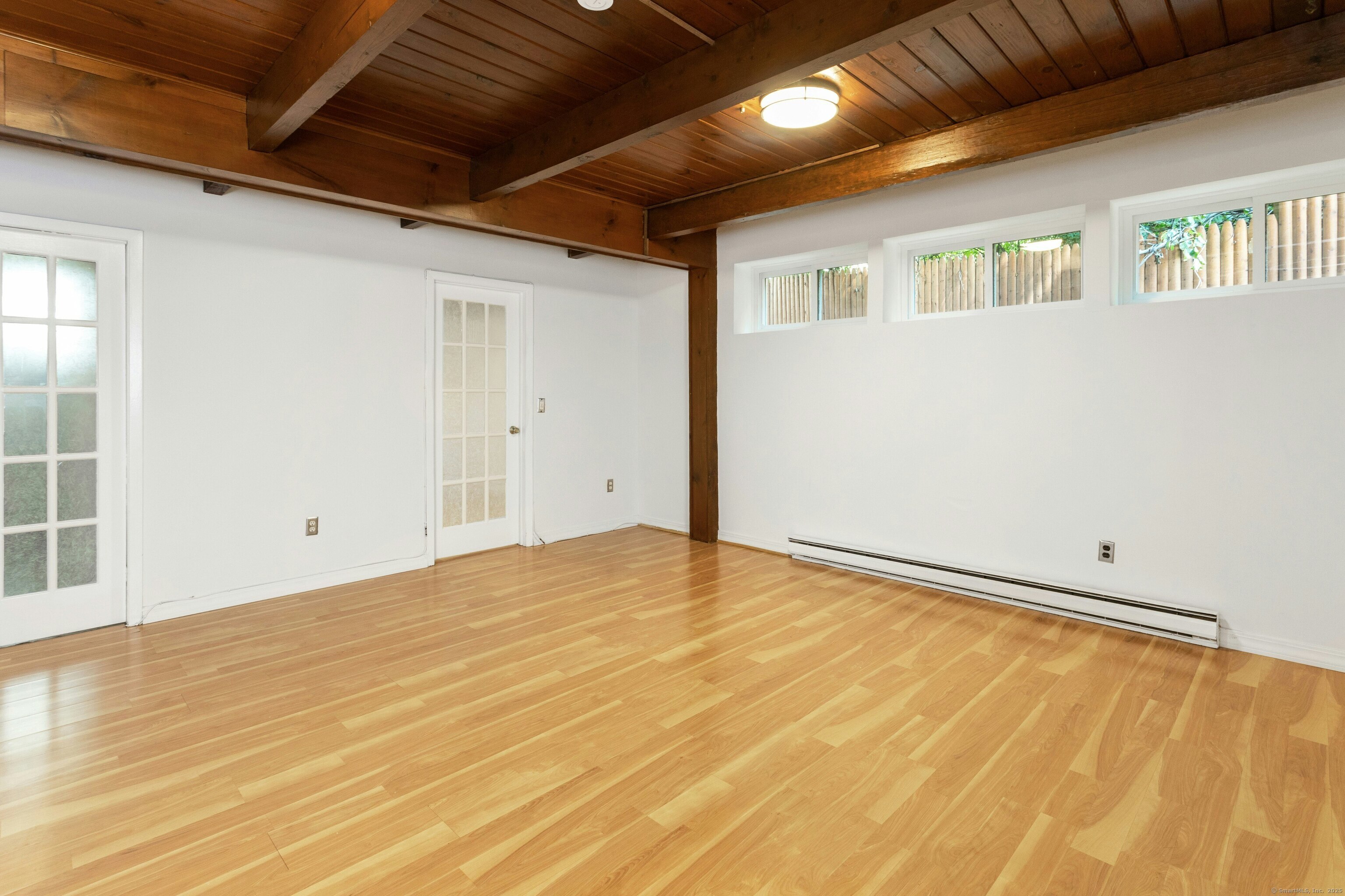 421 Glenbrook Road APT 8