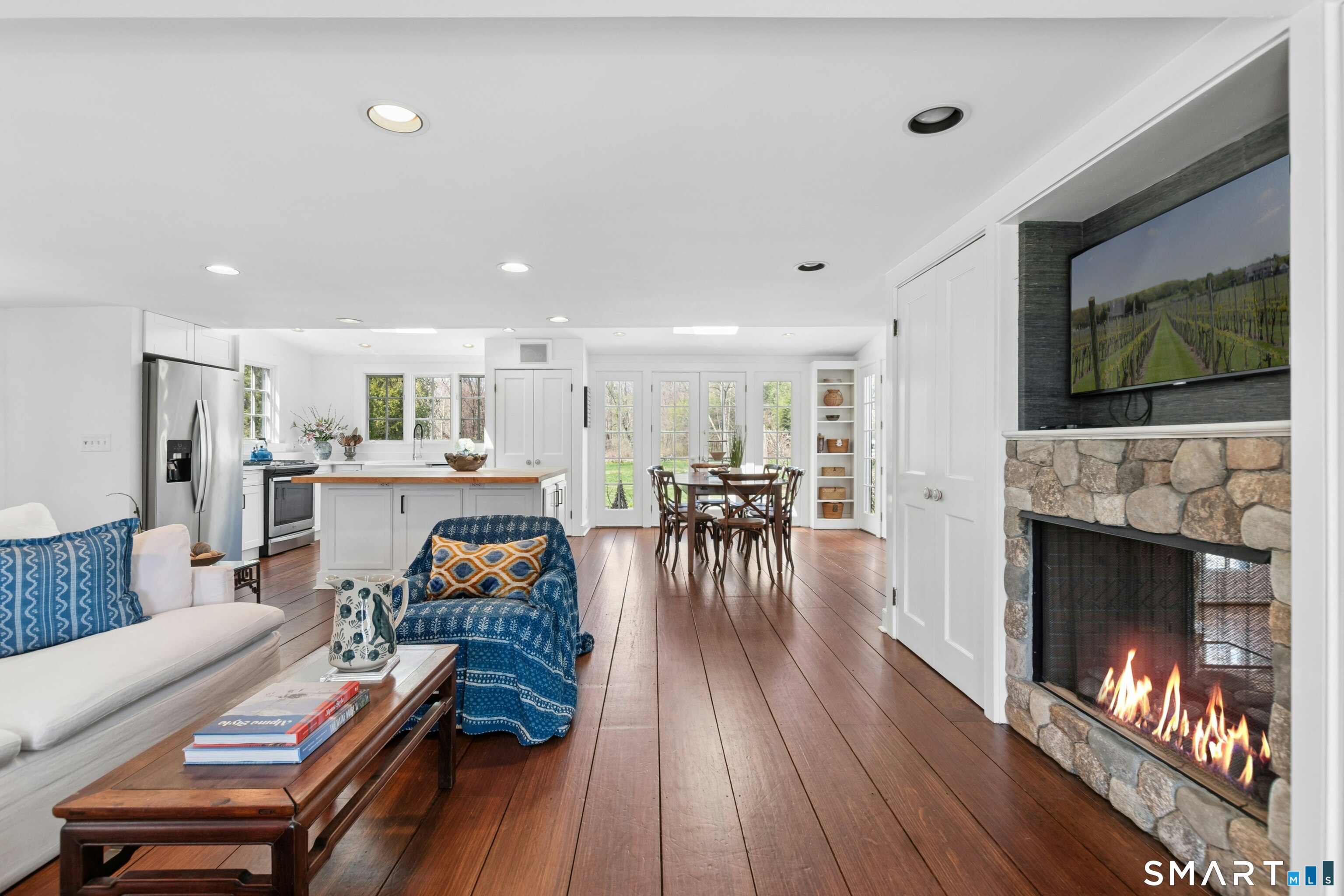 561 Middlesex Road
