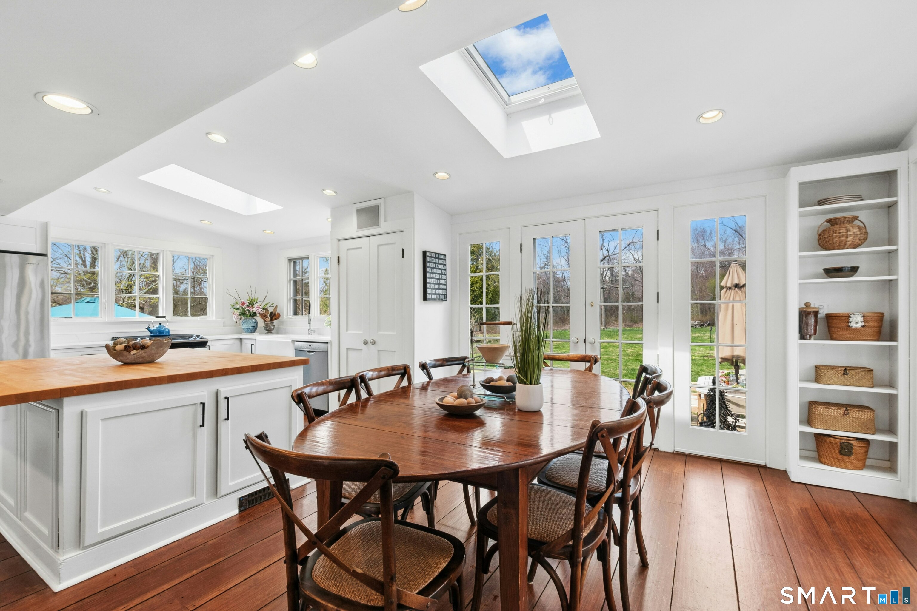 561 Middlesex Road