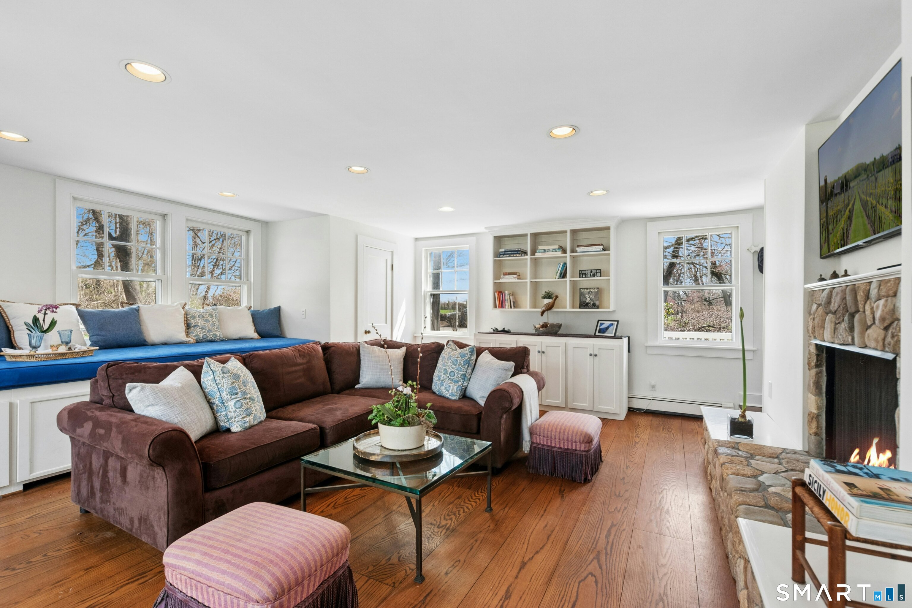561 Middlesex Road