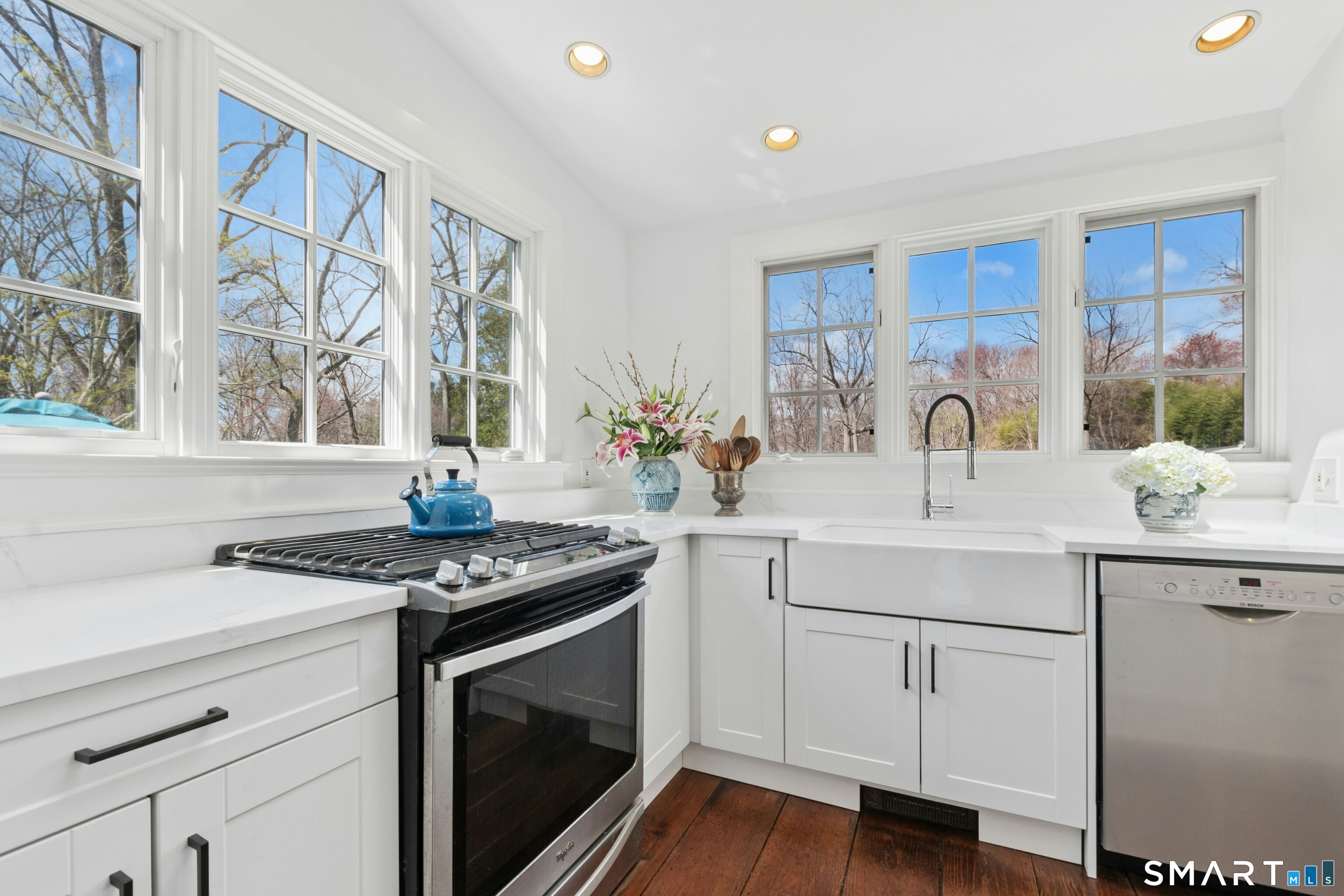 561 Middlesex Road
