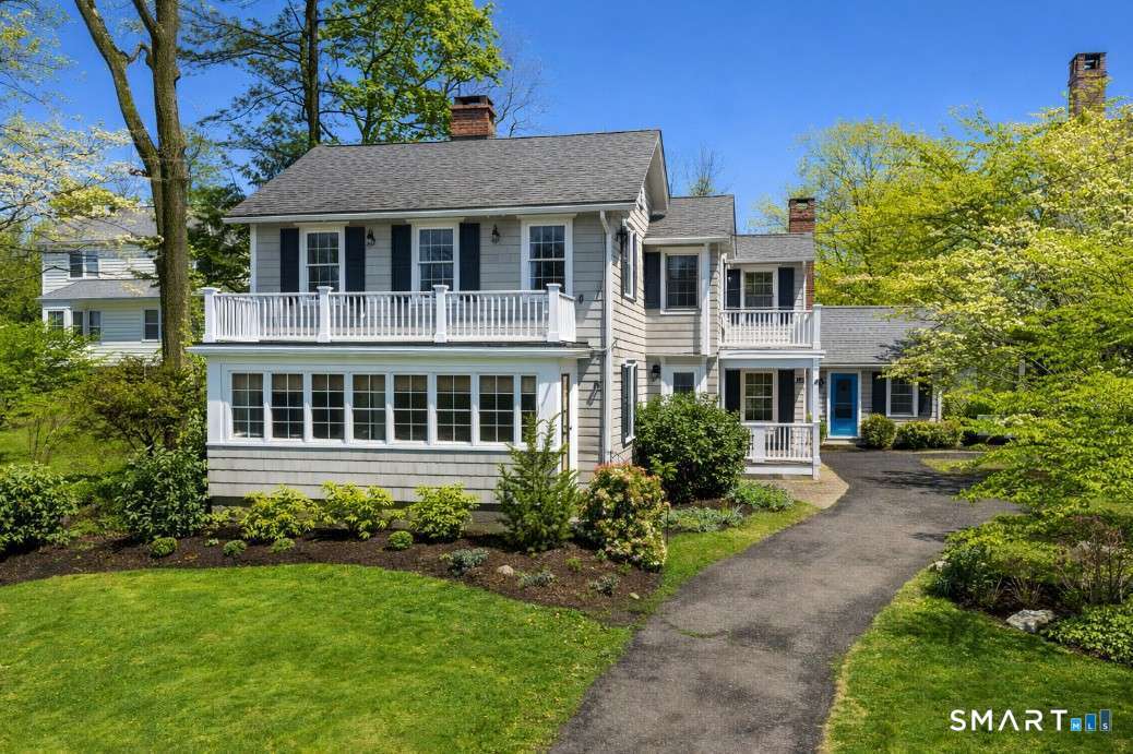 20 Roton Avenue